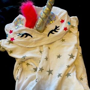 NWT ladies hooded unicorn tee.  Size L (11-13)